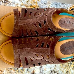 Taupe Suede B.O.C. Sandals size 7
